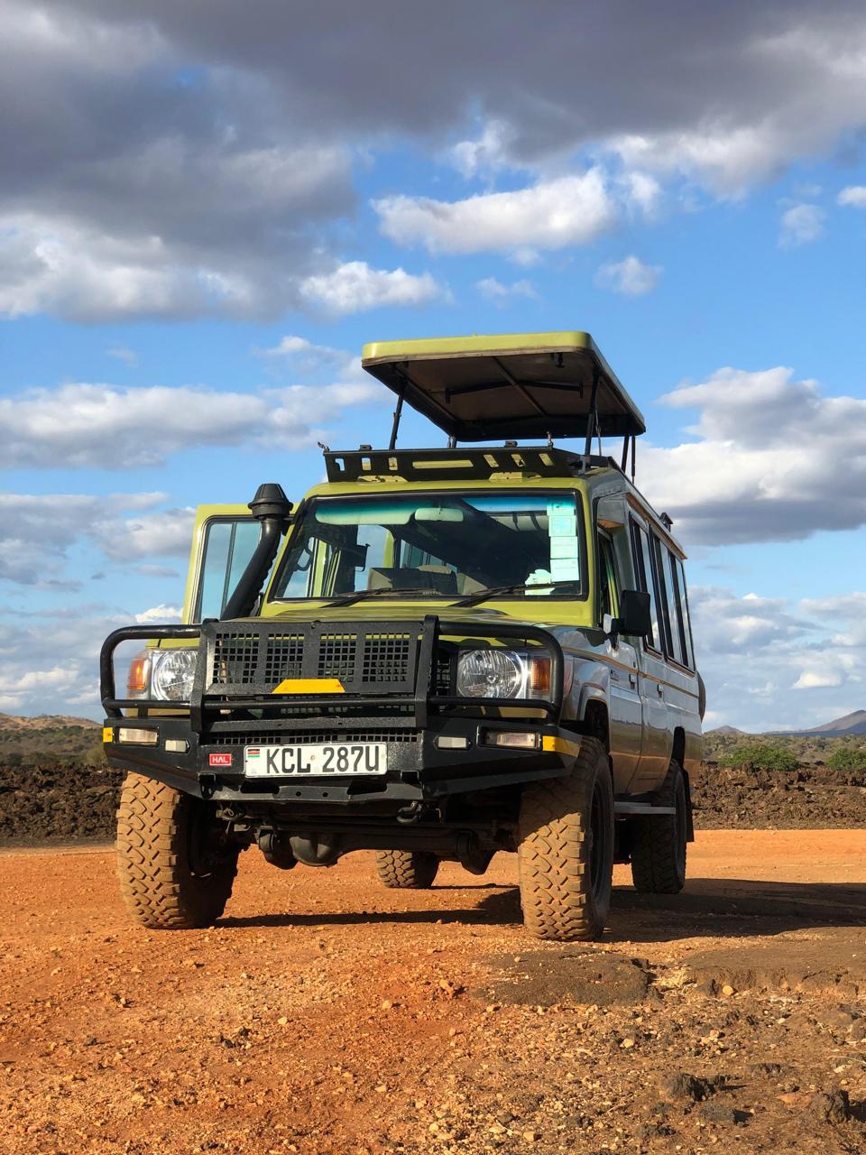 Airport Transfer – Wilson 4×4 Land Cruiser