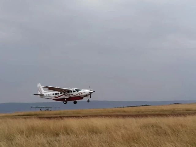 Road vs Flight to the Masai Mara: What Most First-Timers Get Wrong